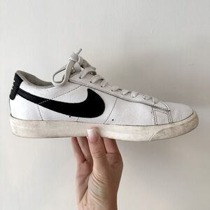 NIKE Blazer Low Leather white/black